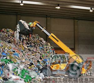 利勃海爾伸縮臂叉車