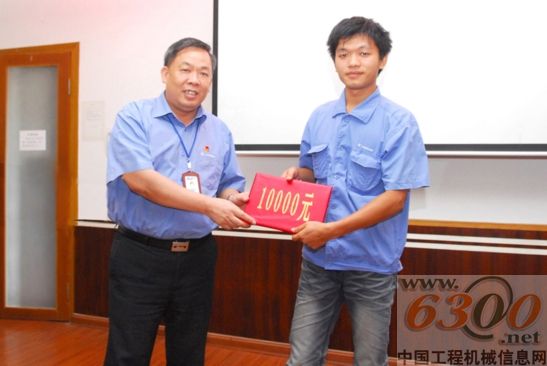 柳工 電焊工 余建設(shè)