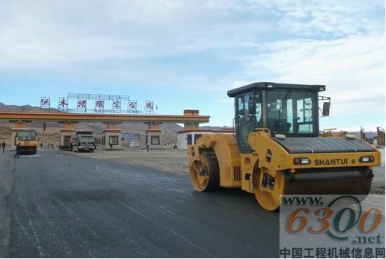 山推,道路機械,西藏