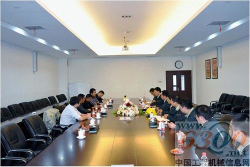 山推,臂架泵車,