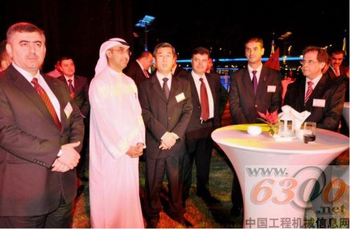 山推,阿聯(lián)酋,產(chǎn)品推介會(huì),迪拜