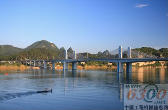 歐維姆,寶馬展,柳工