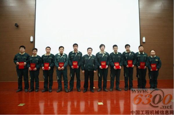 山推召開2013年質量工作大會