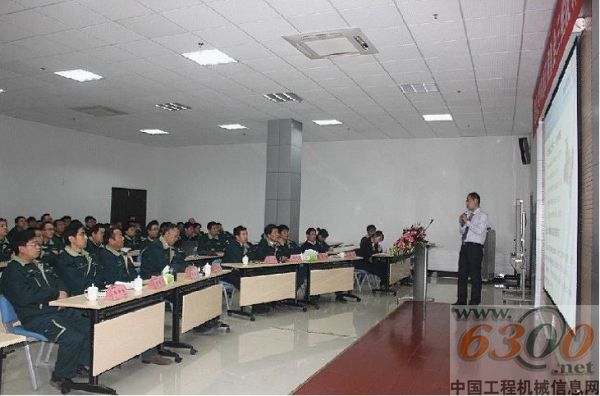 山推,三維數(shù)字化,促道機(jī)